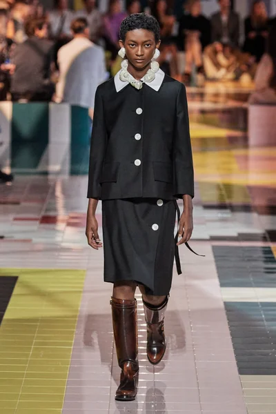Look 39
